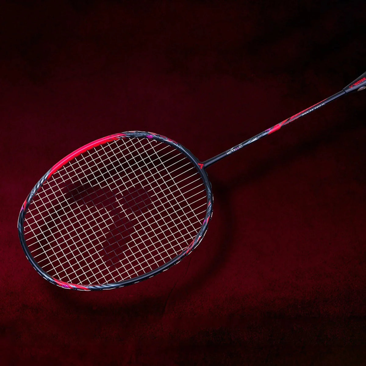 VICTOR THRUSTER K RYUGA METALLIC 4U